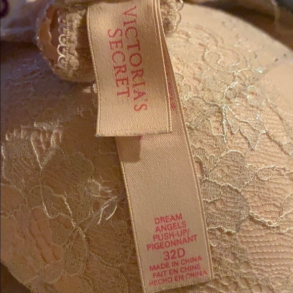 Victoria Secret Bra - Picture 5 of 5
